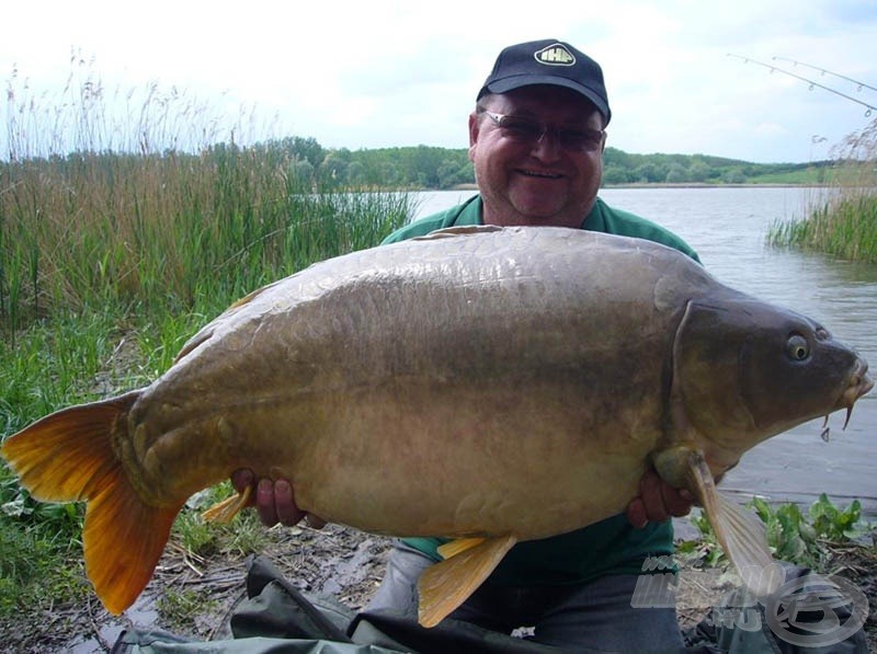 A túra két legnagyobb halának István 20,3 kg-os tükröse…