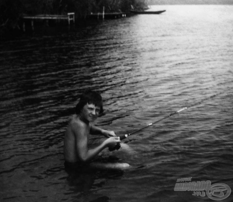 Első horgászképeim egyike: 1977 nyarán pergetve