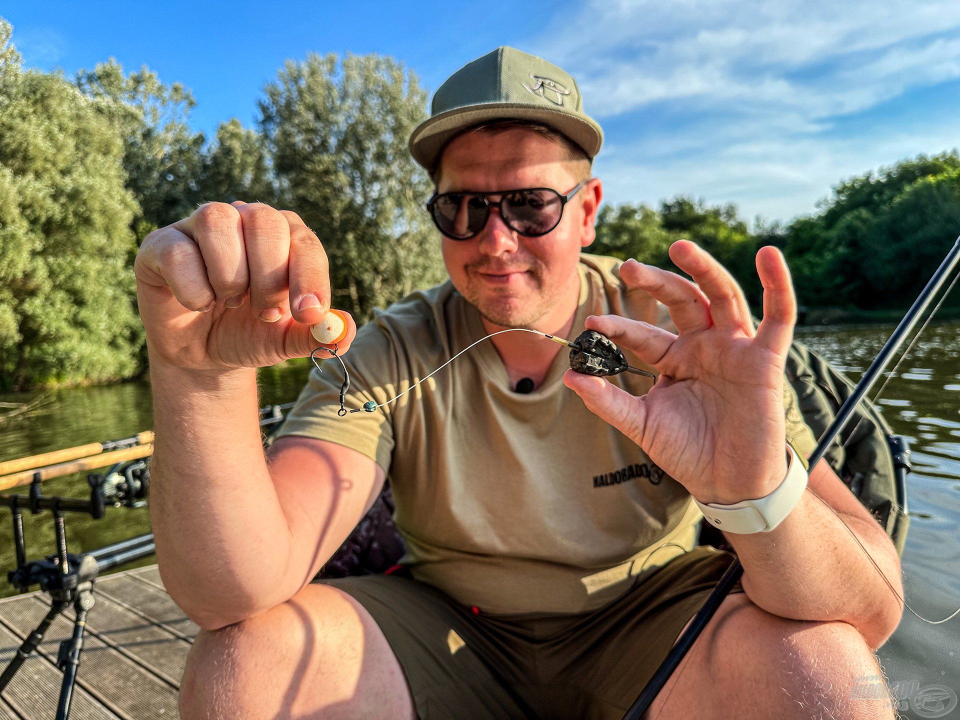 Ennél az összeállításnál egy szem 17 mm-es MONSTER Pop Up Big Carp - Hot Mangó csalit kínált fel Ronnie-rigen