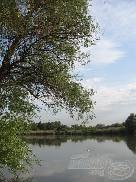 A második felvonás színtere, versenypályától-csőhídtól jóval arrébb