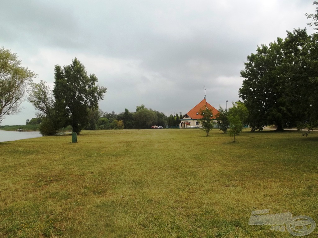 A helyszín ugyanaz, vagy talán csak egy kicsit más