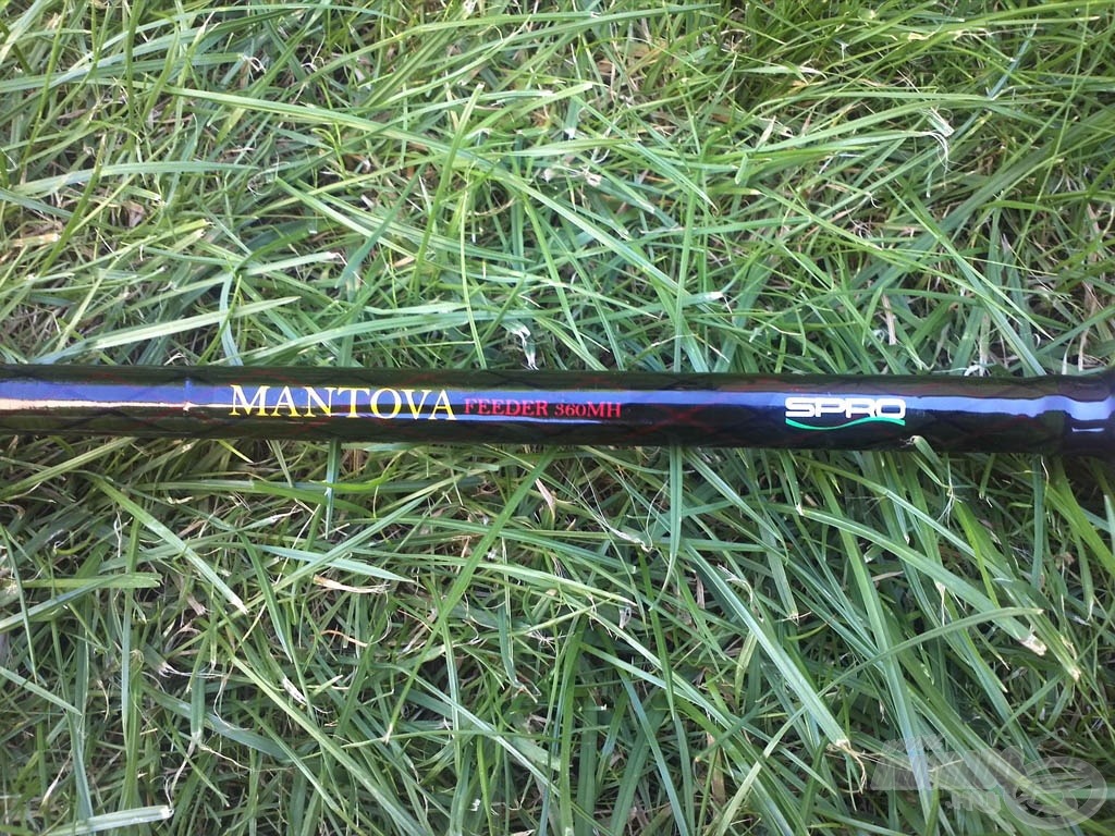 A botom egy Spro Mantova feeder…