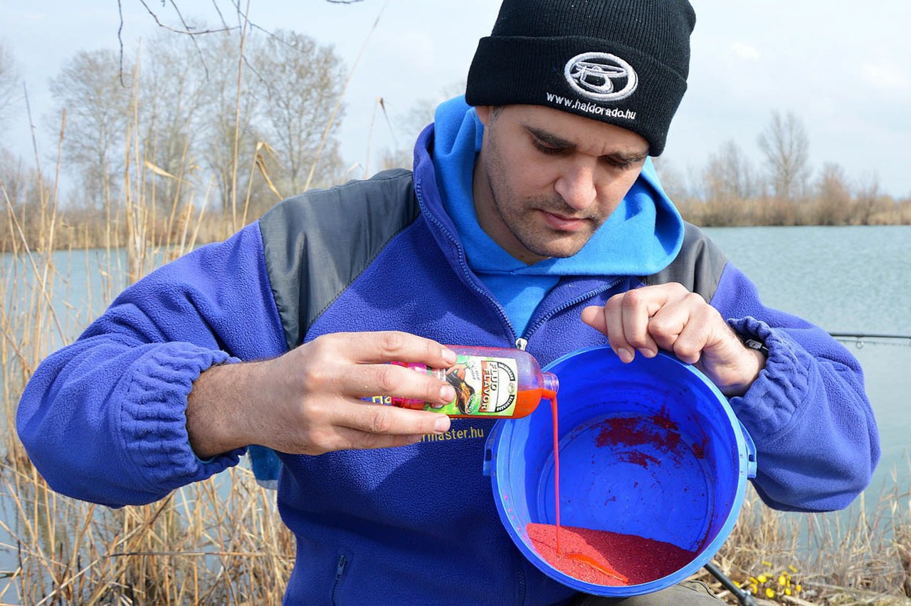 A vödrök közt bújt meg ez is, amelyik erősen megaromázott chilis kaját tartalmazott