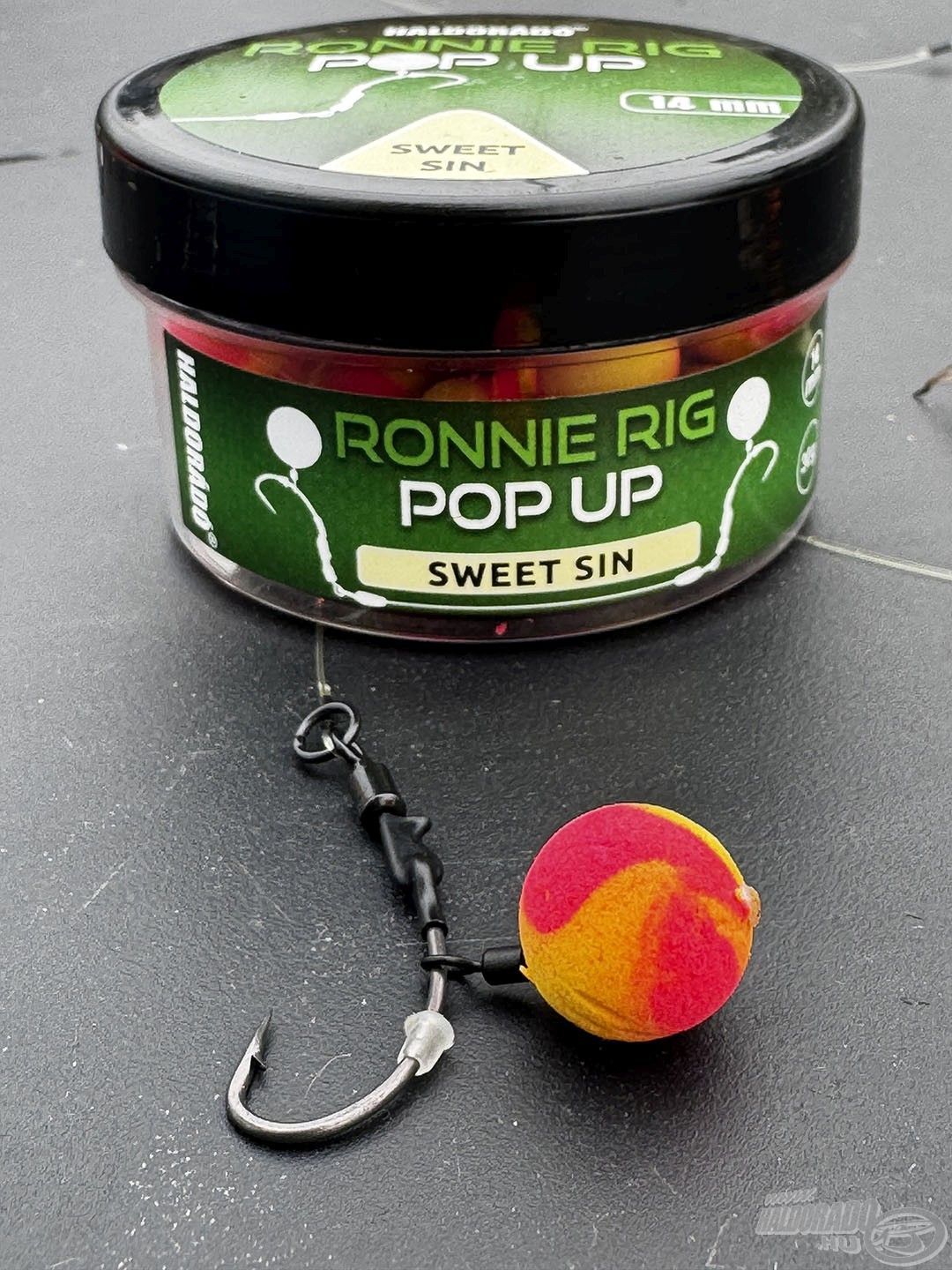 Csalizáshoz a Ronnie Rig Pop Up újdonságunkat ajánlom, 14 mm-es méretben és a Sweet Sin ízesítésben