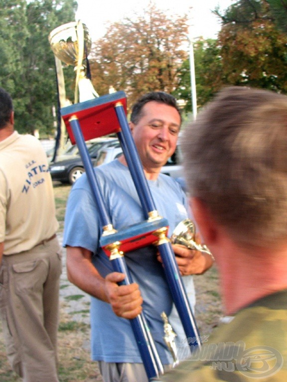 Aranyat érő jászok a Tisza „zöld poklából”