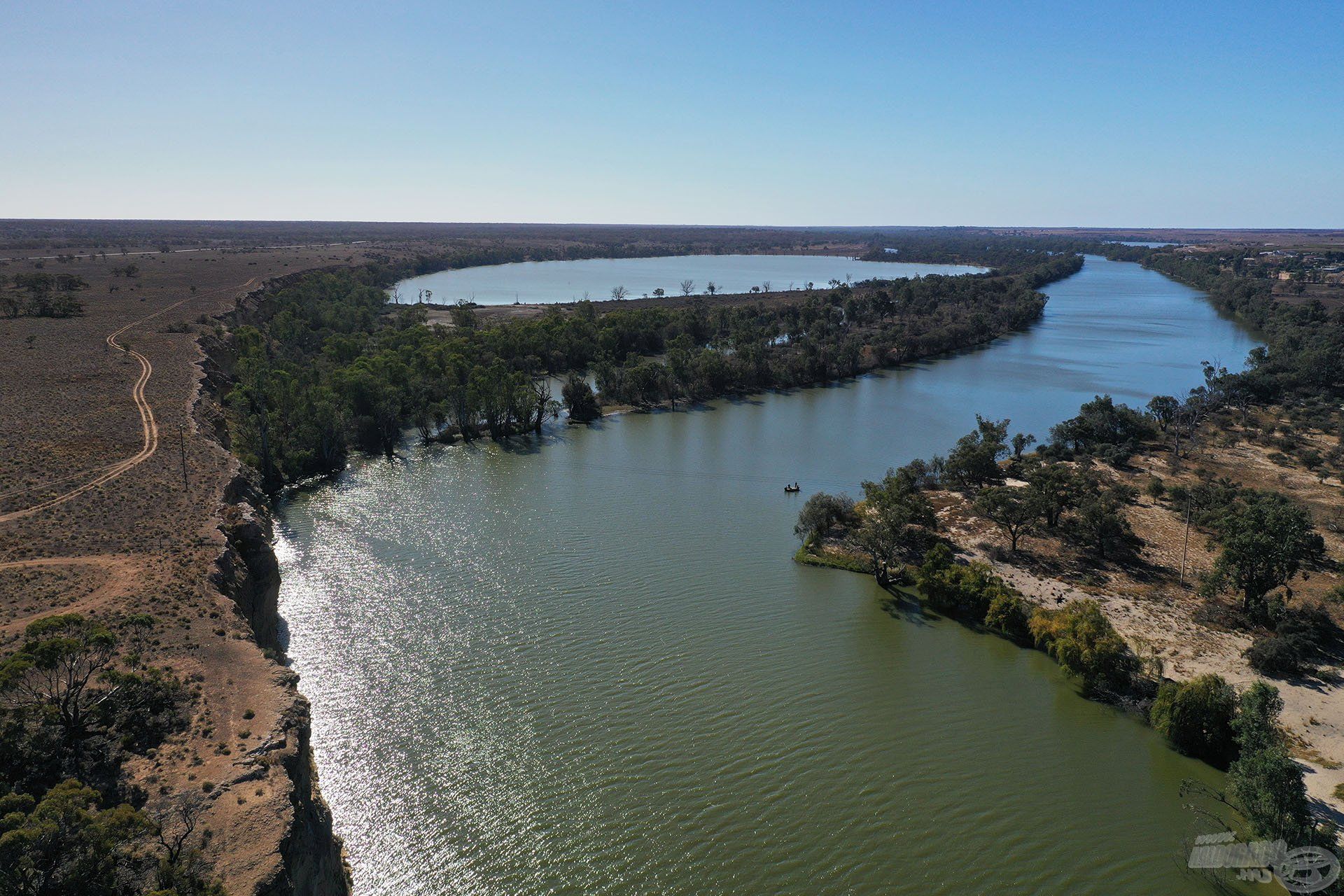 A Murray folyó Ausztrália legnagyobb folyója, 2508 km hosszan kanyarog 