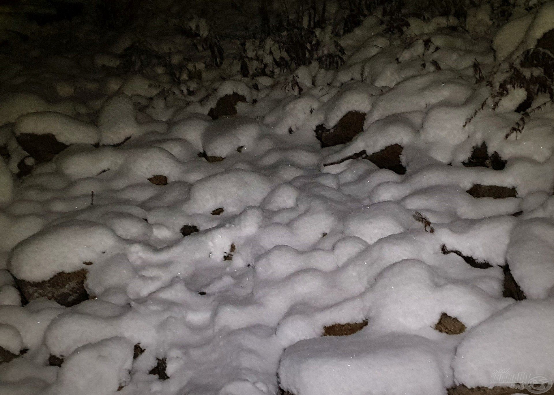 A hóval borított kövezések fokozott veszélyt jelentenek