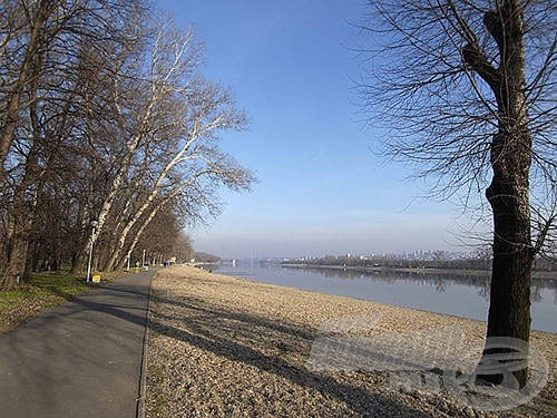 A Szávai-tó látképe a félszigetről...