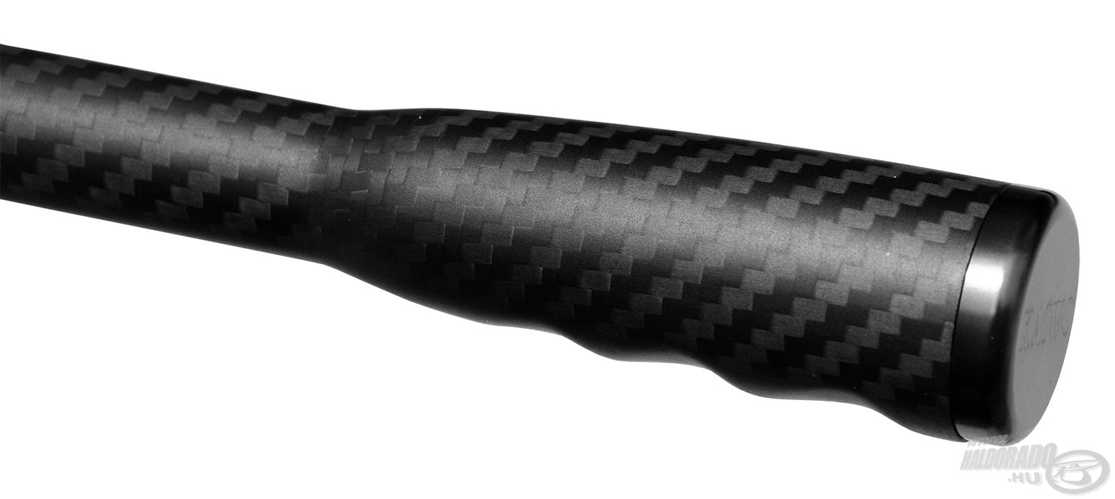 A nyél kialakítása ergonomikus
