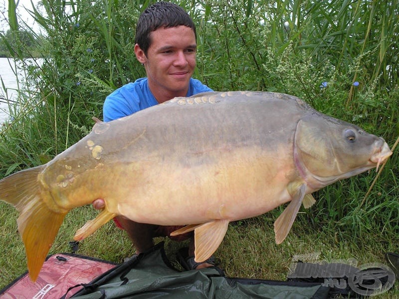 Darabosabb tükrös, kerek 10 kg-mal