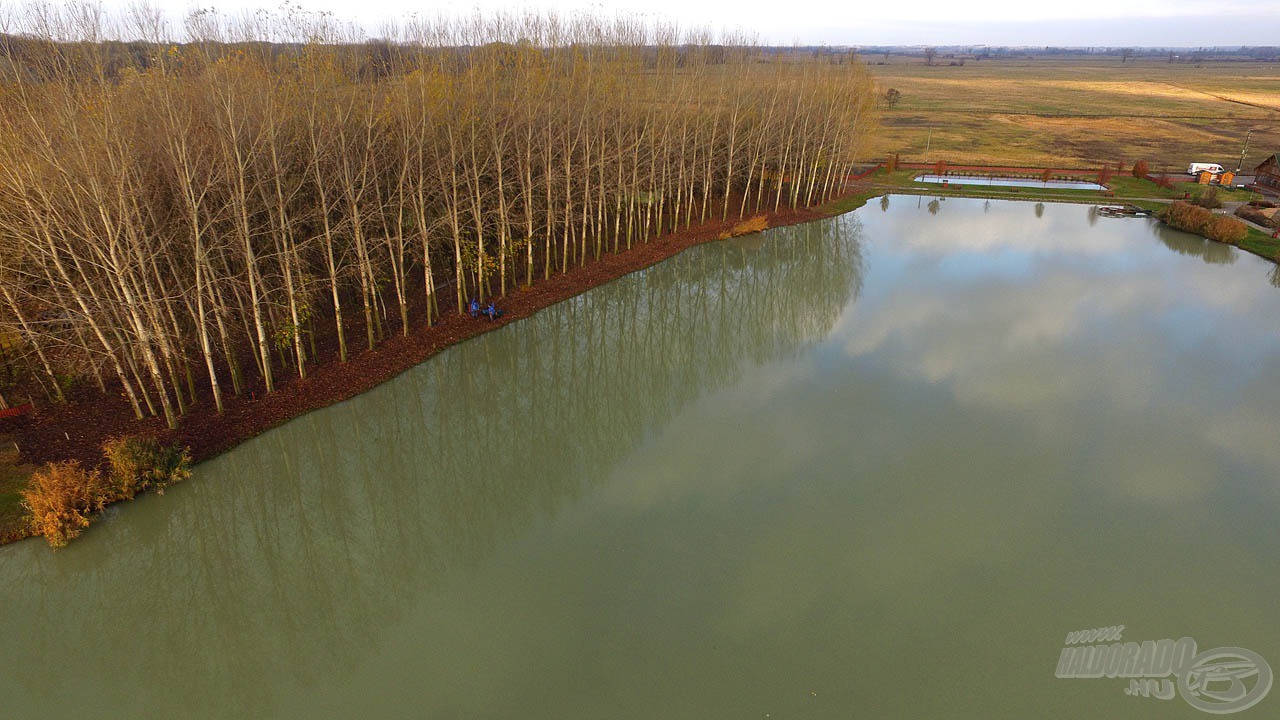 Horgászatunk helyszínéül a kiváló adottságokkal rendelkező és gyönyörű környezetben fekvő Izsáki Horgász- és Pihenőpark szolgált