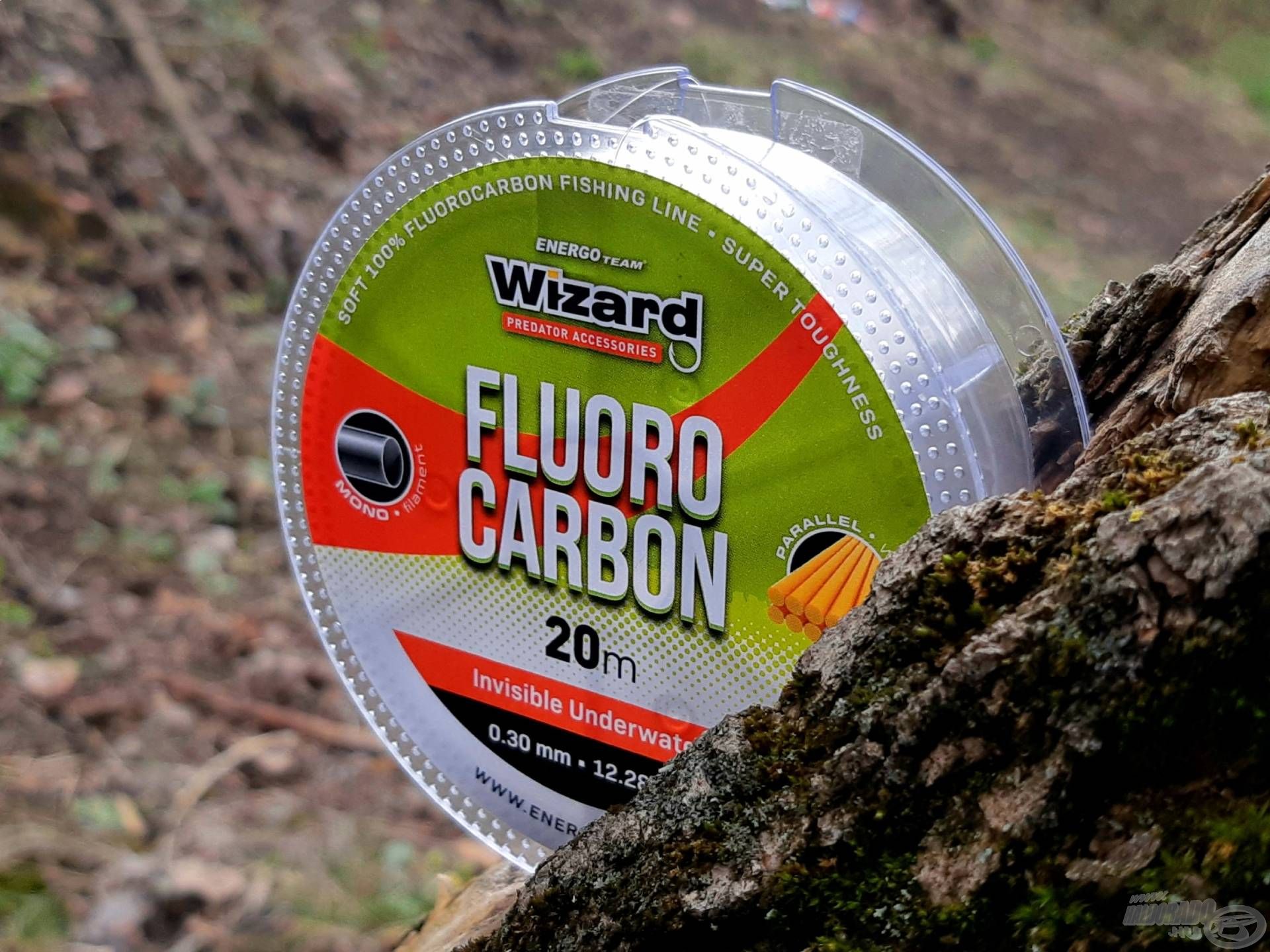 Szokásomhoz híven egy darab WIZARD fluorocarbon előkét is beiktattam a szerelékbe