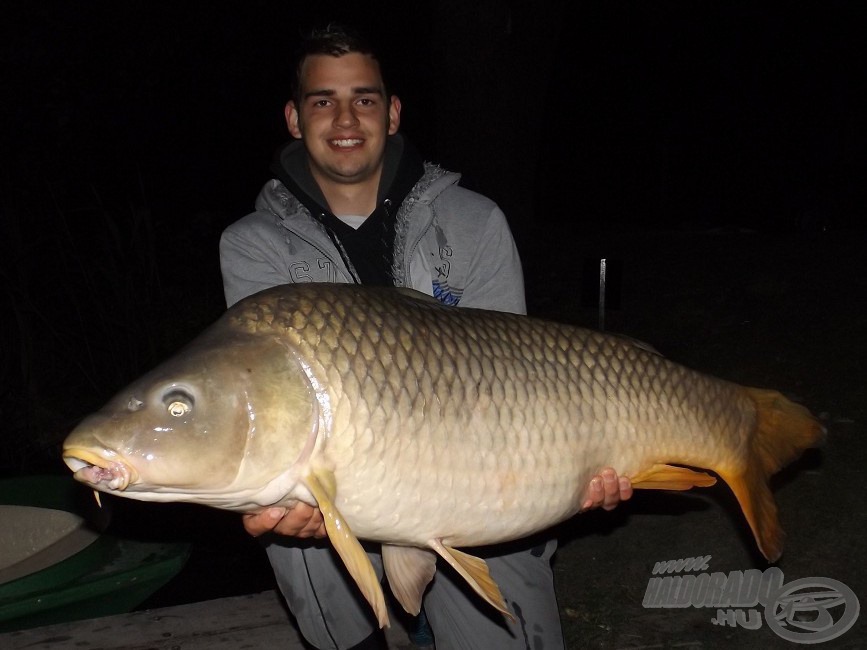 … melyhez 20,5 kg izomerő társult