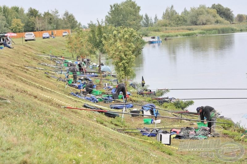 Nagy a szorgoskodás a B szektorban