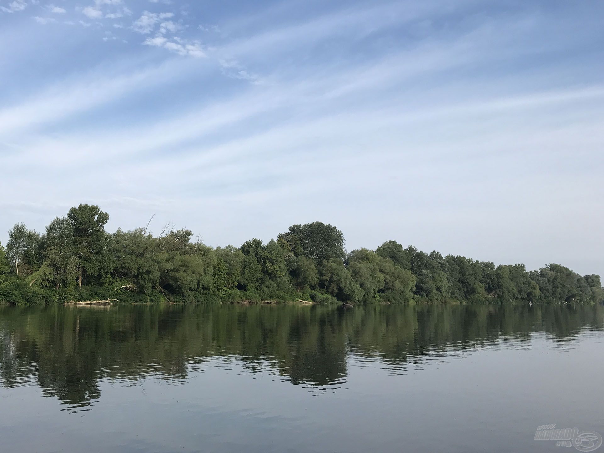 A cimbora továbbindult, én meg folytattam a pecát