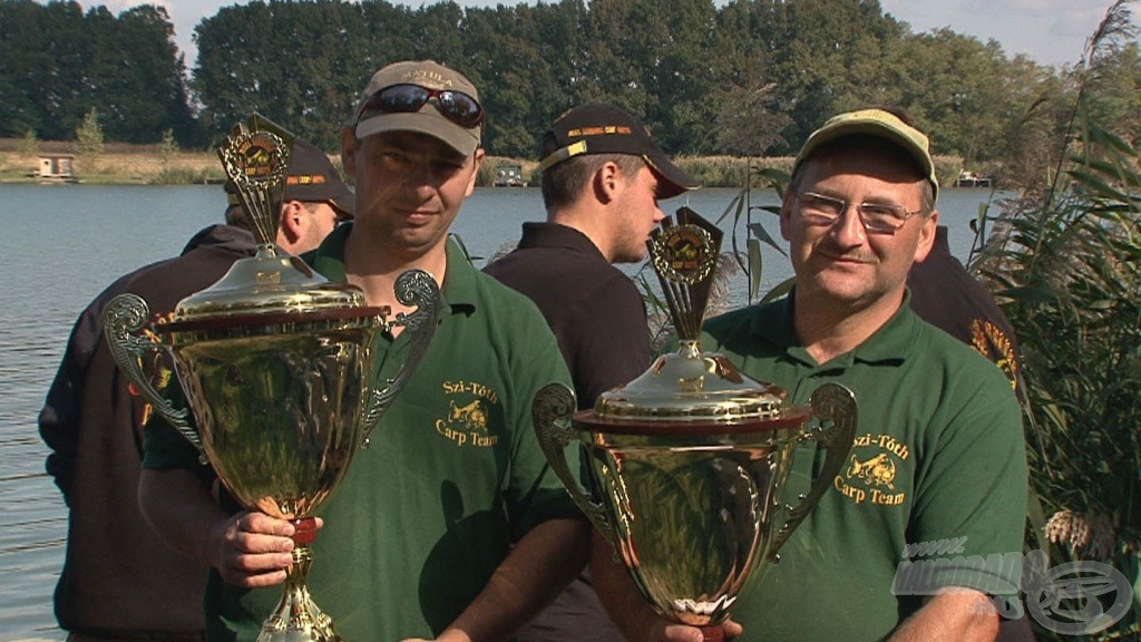 A Szi-Tóth Carp Team a Silverbaits/B.Richi szektorában toronymagasan, több mint 300 ponttal a szektor második helyezett előtt szektor 1-et horgászva az összesített 1. helyet is elvitte - kiváló eredmény, gratulálunk nekik!