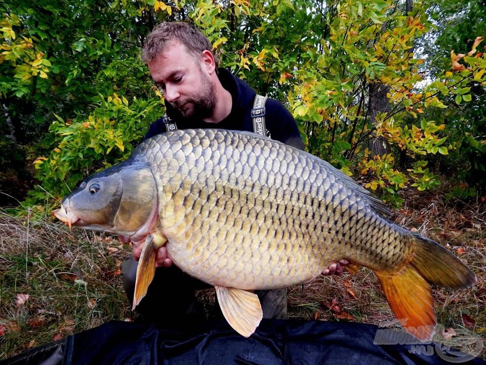 Sanyi harmadik 20 kg feletti pontya a tározóból. Bámulatos!