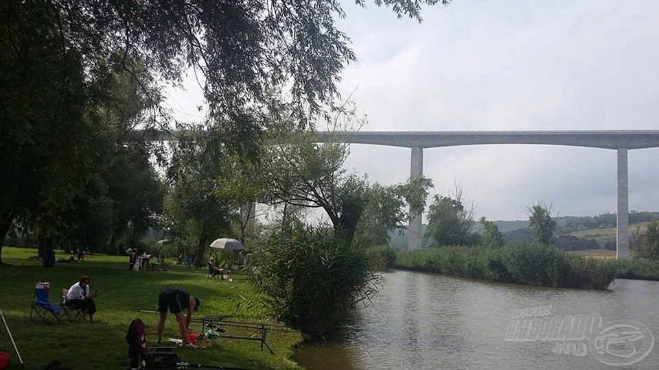 Sporttársak, völgyhíd és igényes környezet. Ennél többet nem kívántam