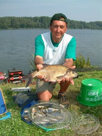 Tibor a második fordulóban sem maradt termetes hal nélkül