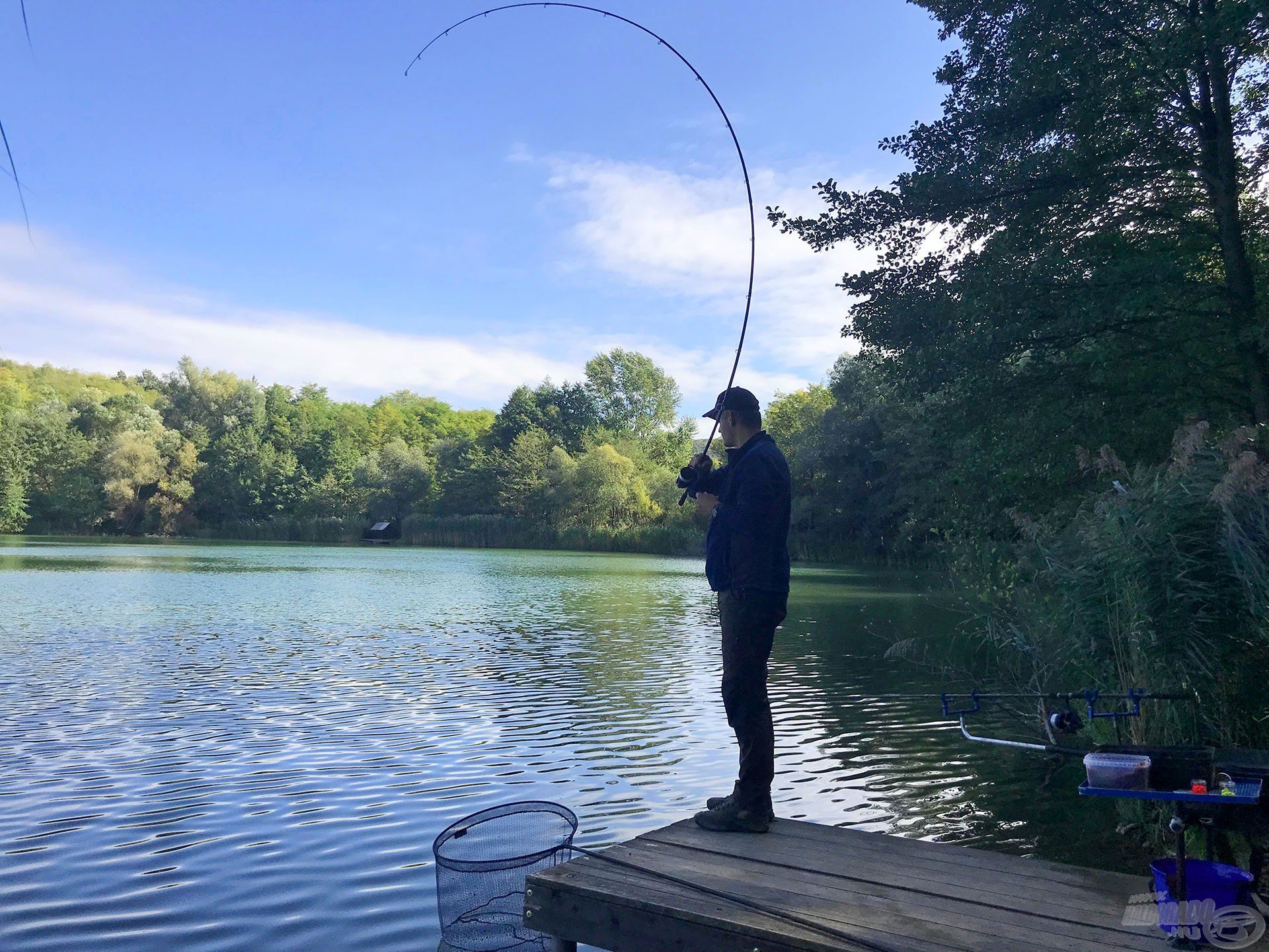 Vannak a By Döme TEAM FEEDER kínálatban olyan magas minőségű botok, amelyek különleges tulajdonságokkal bírnak, ám ezeknek előnyeit egy kezdő pecás még nem tudná kamatoztatni