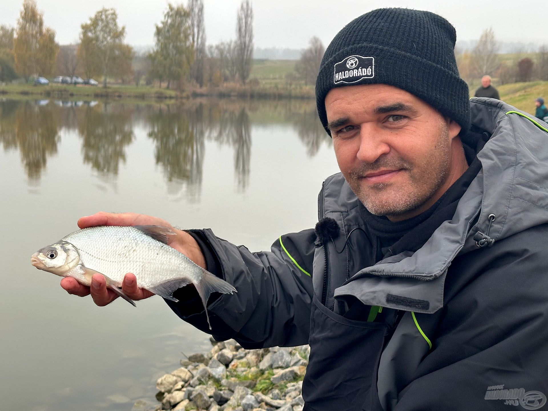 A tározó e részét sok kisebb méretű keszeg is lakja, így ők is potenciális célpontok voltak ezen a napon