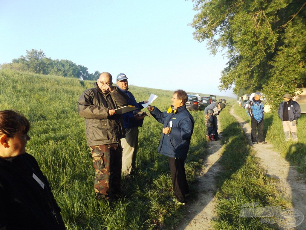 A sorsolás és útbaigazítás gyors volt és rutinszerű