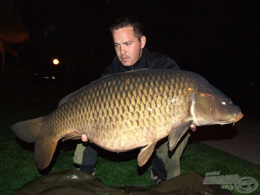 Matjaz Zavrl 20 kg feletti pikkelyese a Bledi-tóból