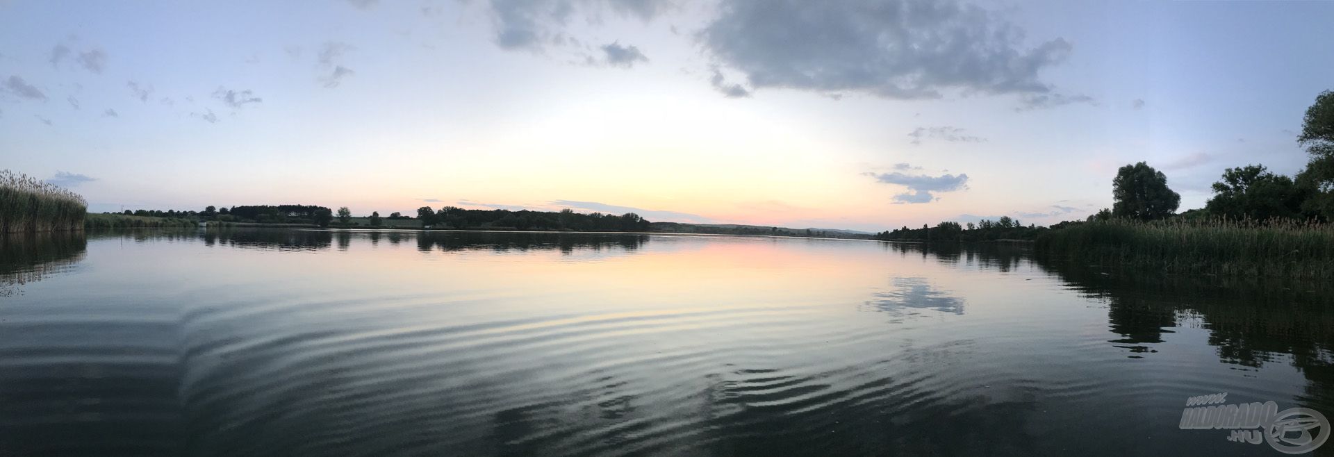 Teljes pompában a Palotási-tározó