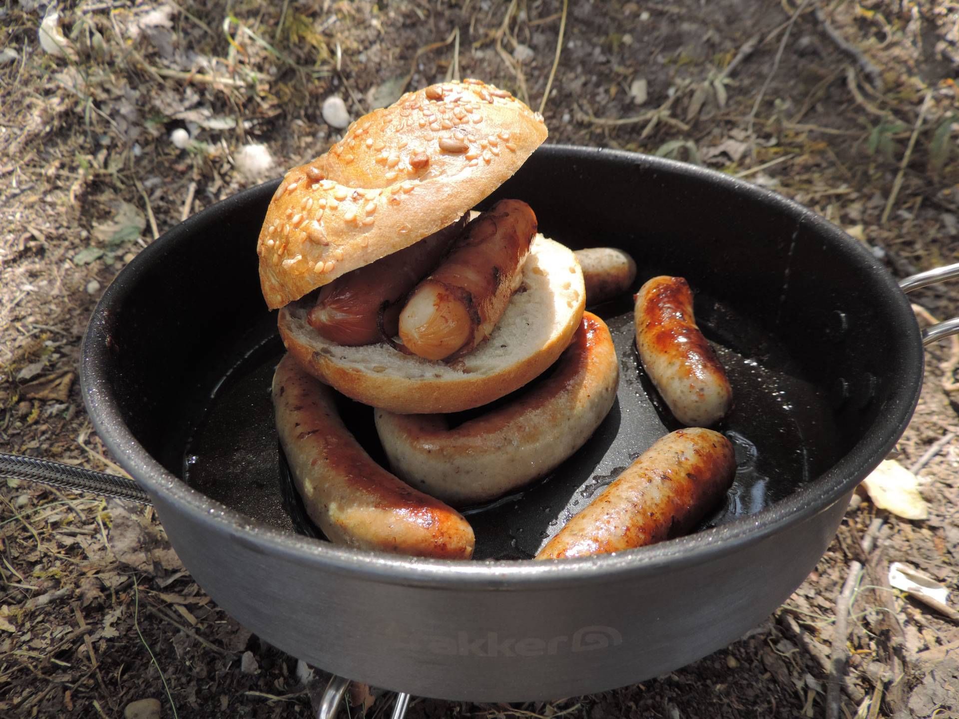 Meleg ebéd a Trakker Armolife jóvoltából