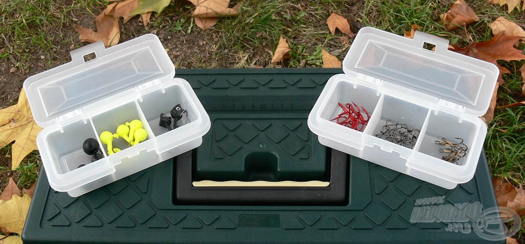 A két kicsi dobozban a twisterfejek, horgok, forgók és egyéb apróságok kaphatnak helyet