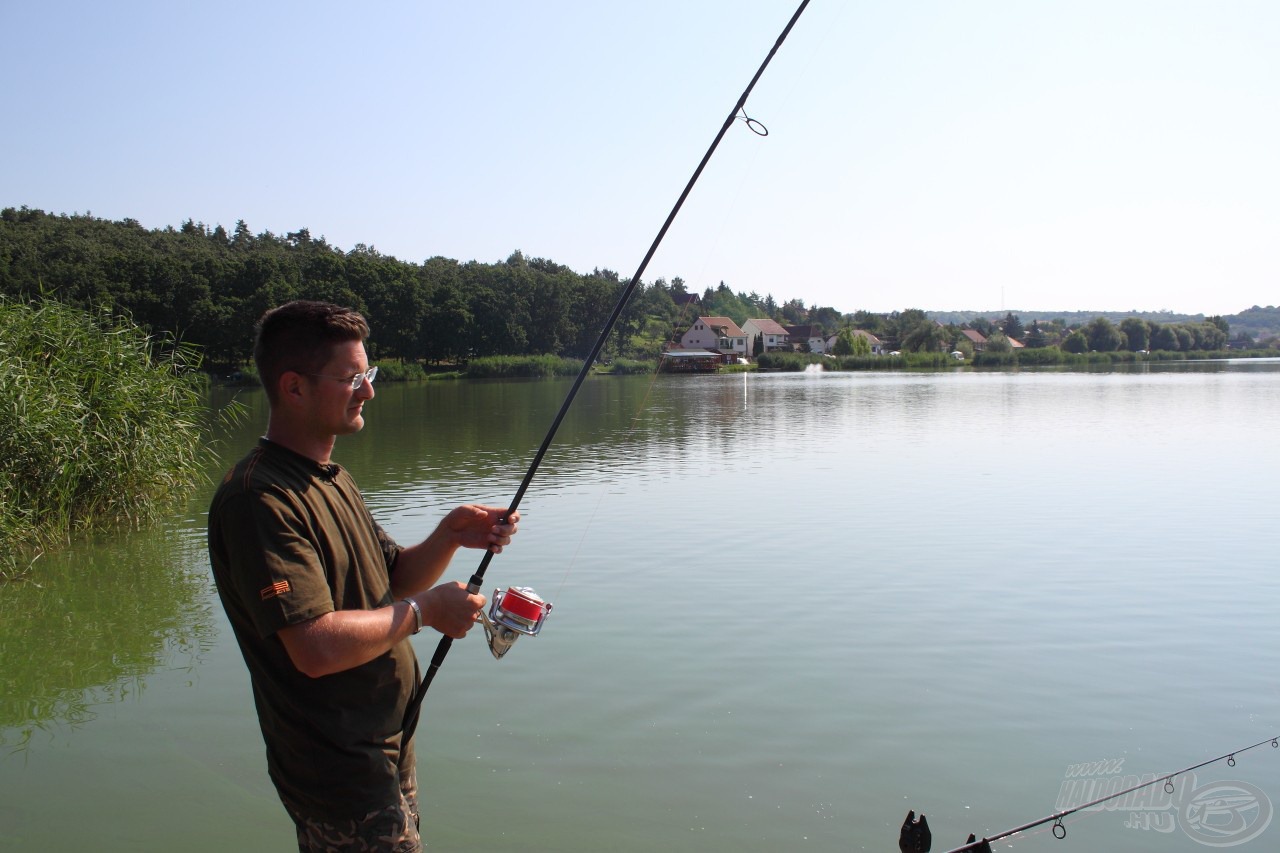 Szalai Árpád és a PB Products teszthorgász csapata időről időre kiváló eredményeket érnek el mindennapi horgászataik és versenyeik során maximálisan bizonyítva, hogy a siker a részletekben rejlik! Ebben és a következő írásokban a tökéletesen működő, professzionális bojlis végszerelékek elkészítésének fontos részleteiben nyújtanak segítséget