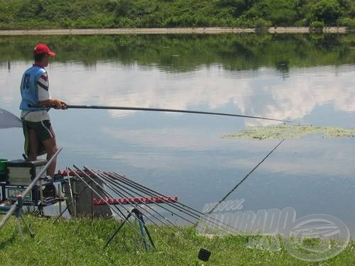 … amikor lebegő „szigetek” érkeztek elébe