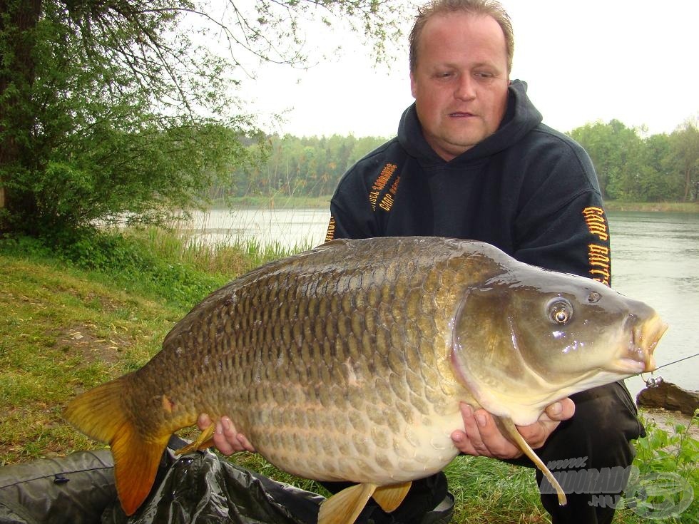 Tomi taktikai módosítása is meghozta a várt eredményt, 20,6 kg, dupla 16 mm-es Squid Magic bojli