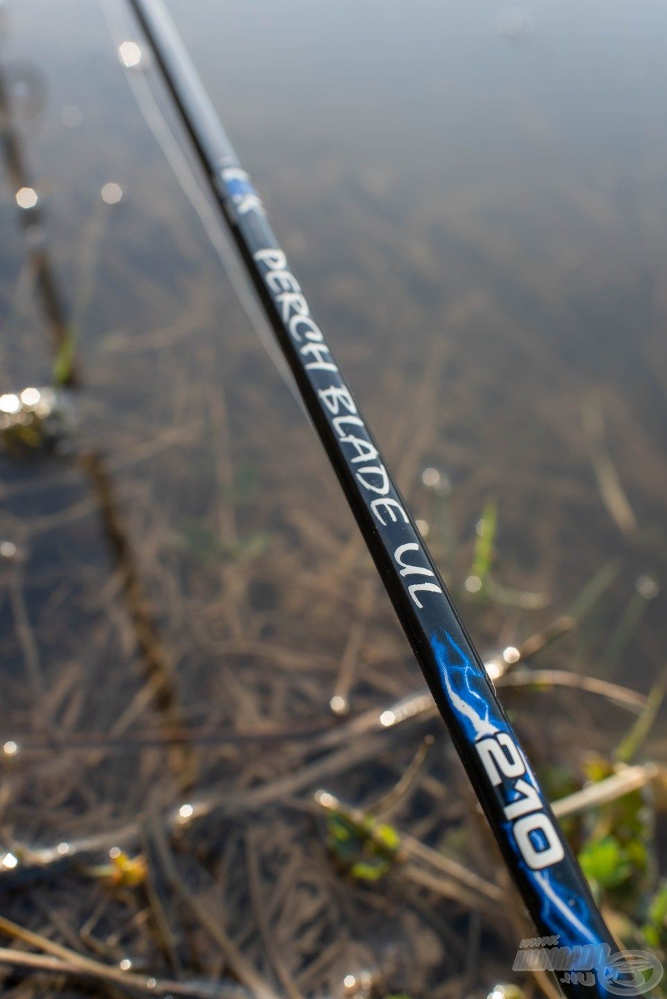 Íme, a penge legfinomabb változata, a Perch Blade