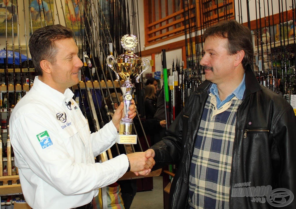 A 2011. év fogása díjat nemes hal kategóriában Horváth András kapta egy 23,2 kg-os amurért