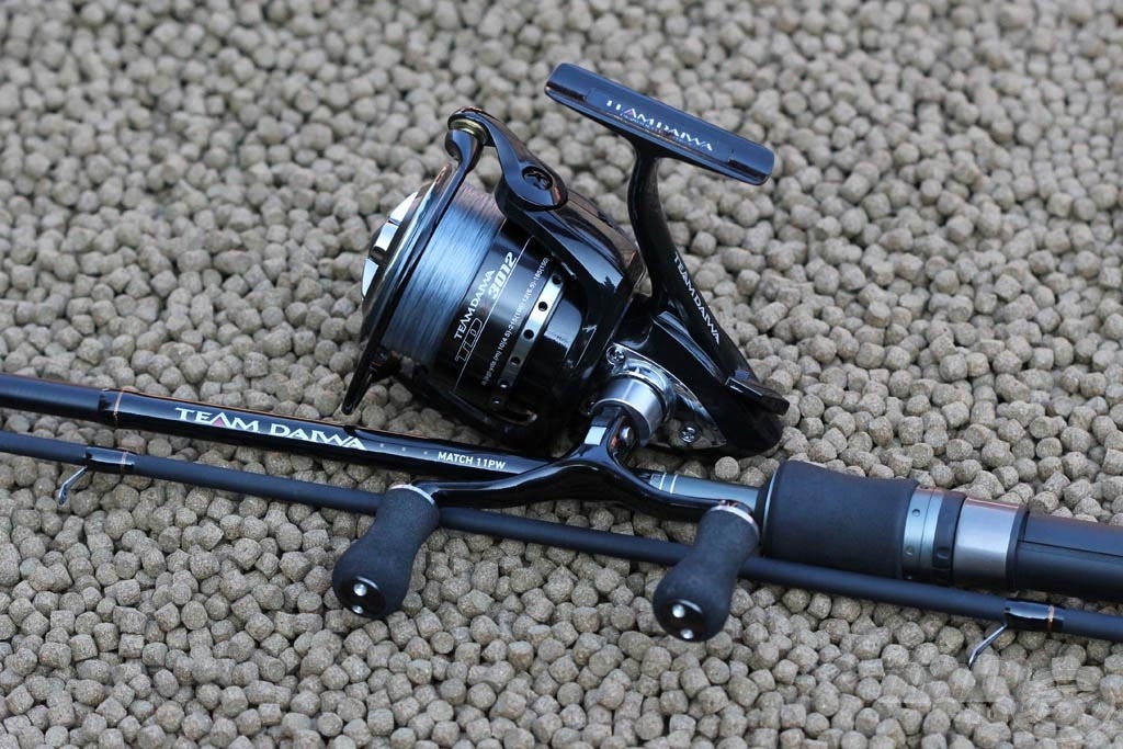 Tökéletes, minden igényt kielégítő páros. Team Daiwa match pellet waggler és Team Daiwa X 3012D orsó…