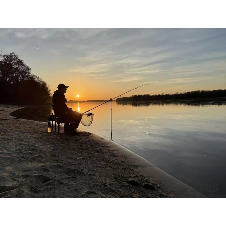 By Döme EXTREME 500 River Kaiwo Feeder 300EXH - brutál erős és rugalmas TOP folyóvízi feederbot / 31