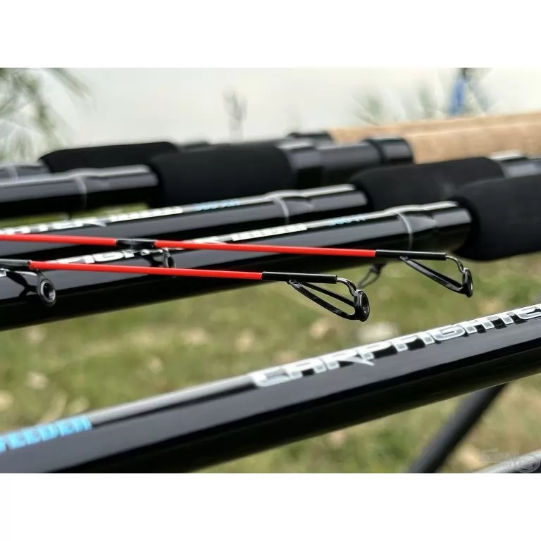 By Döme TEAM FEEDER Carp Fighter Feeder 330MH / 15