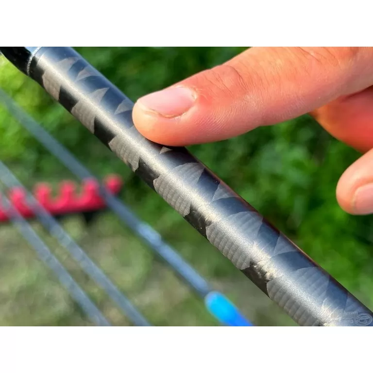 By Döme TEAM FEEDER Tornado Boat Carp 300XH horgászbot + Dobókesztyű ujj / 12