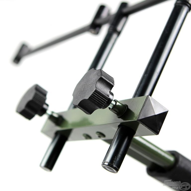 CARP ACADEMY Flexi Rod Pod New