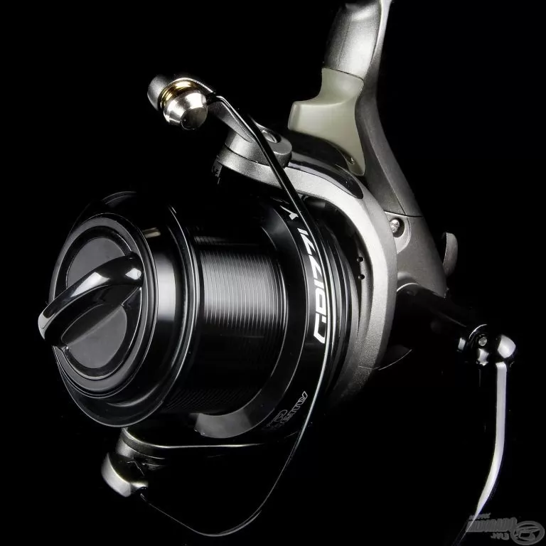 CARP ACADEMY Grizzly Spod 8000 orsó + Ajándék / 2