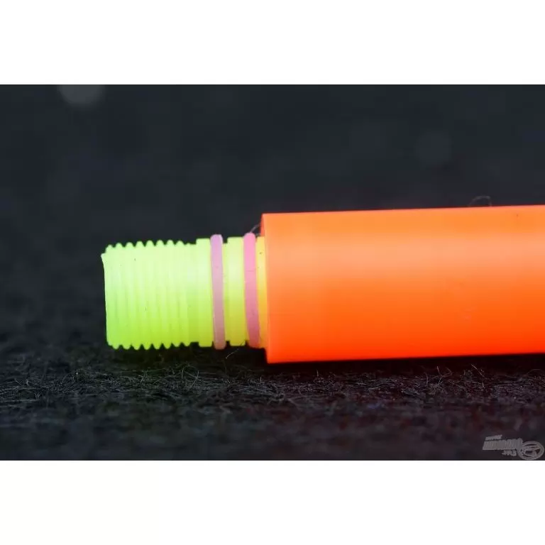 HALDORÁDÓ Ni-LED világító úszó 15 g + ajándék lithium elem / 8