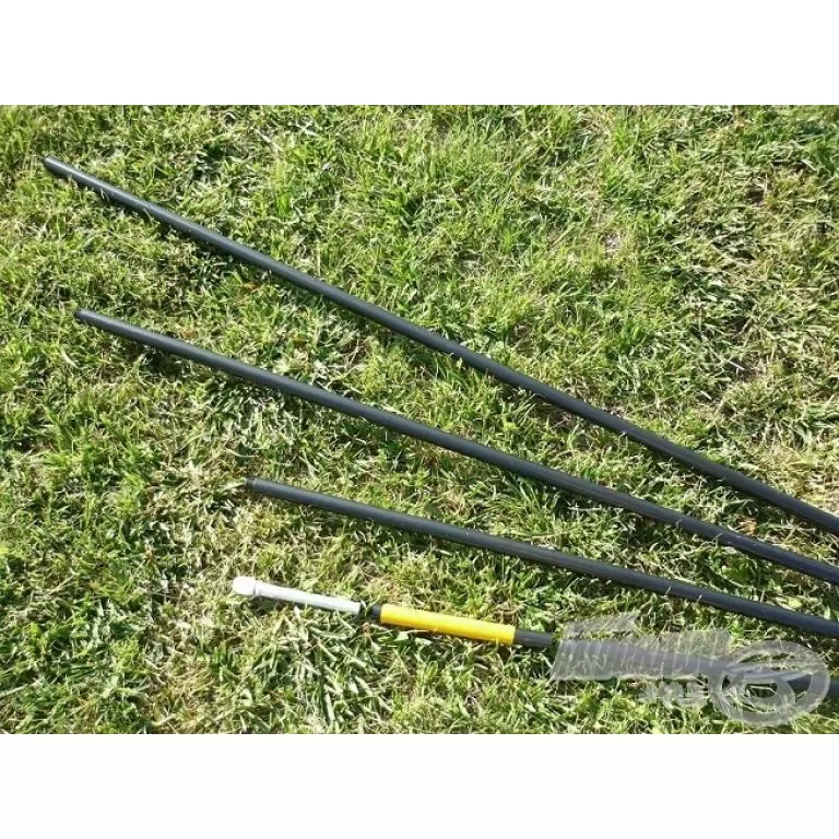 IHP Carp Company Alkonykapcsolós dőlőbója világítófejjel IHP Carp Company Alkonykapcsolós dőlőbója világítófejjel